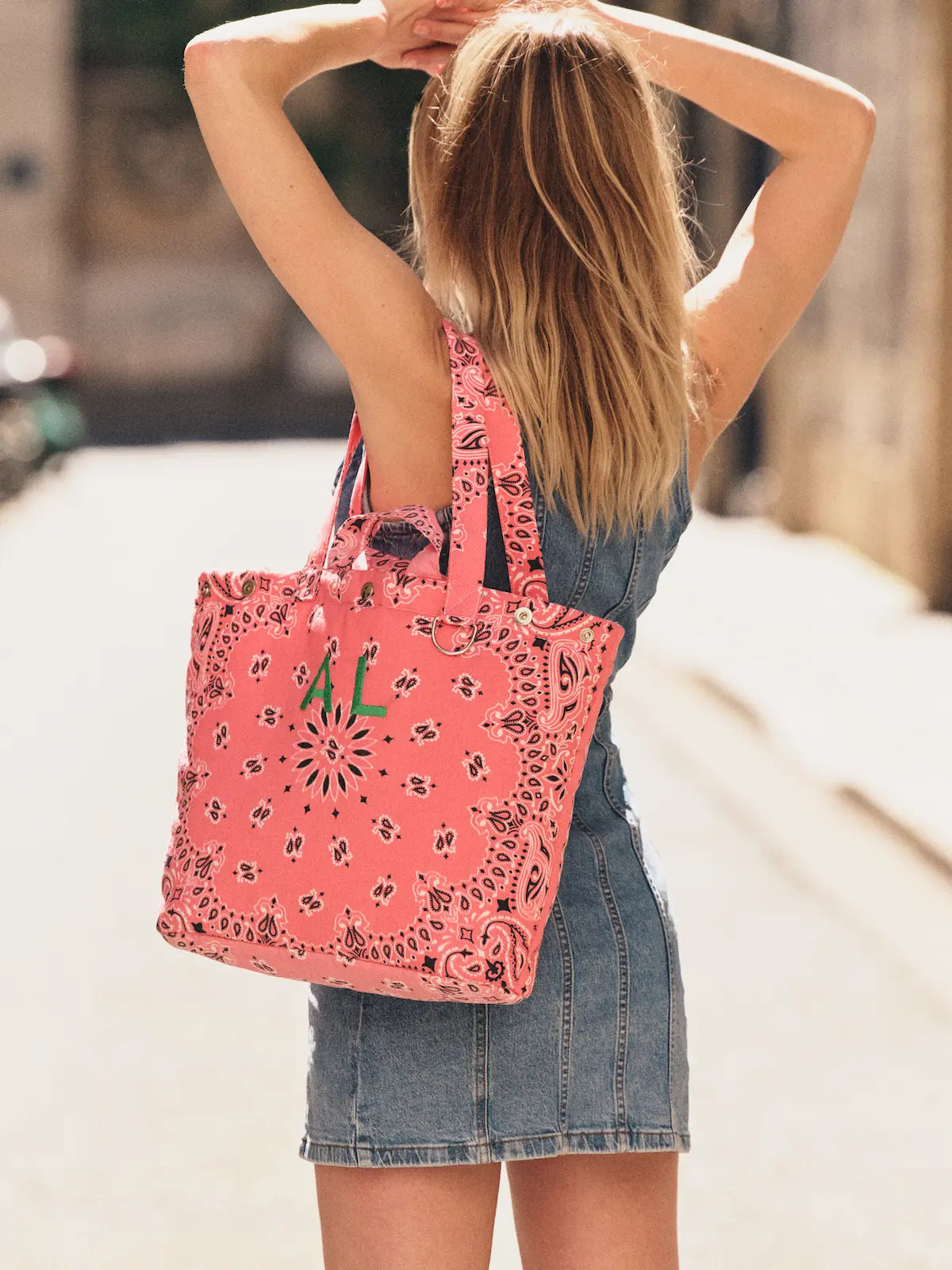 Maxi Tote - Small customized embroidery