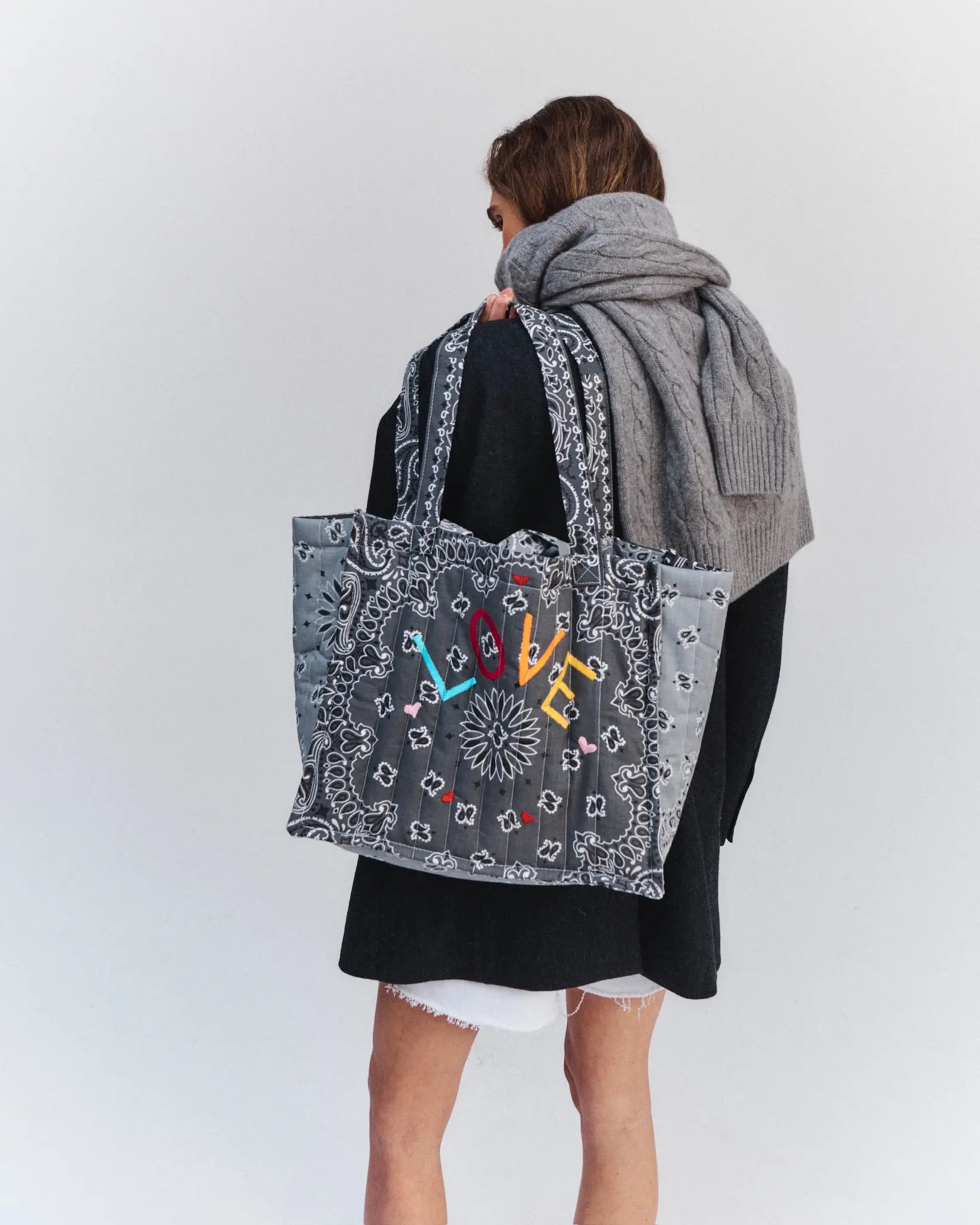 Quilted Maxi Cabas Tote - LOVE - Dark Grey / Pale Grey
