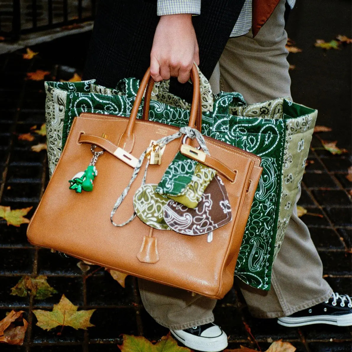 Étui Airpods - Vert Week-End / Bronze