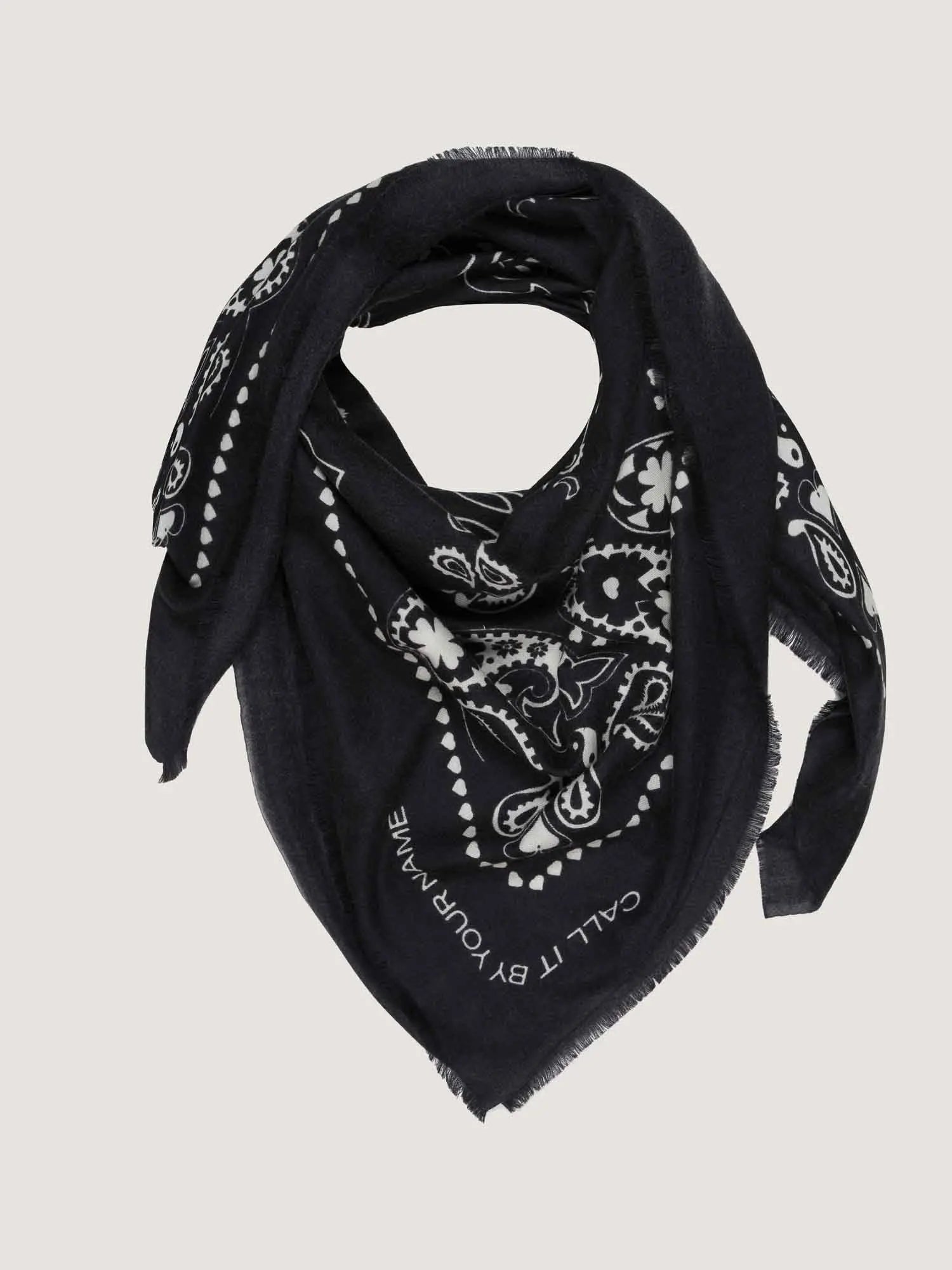 Etole Paisley - BLACK