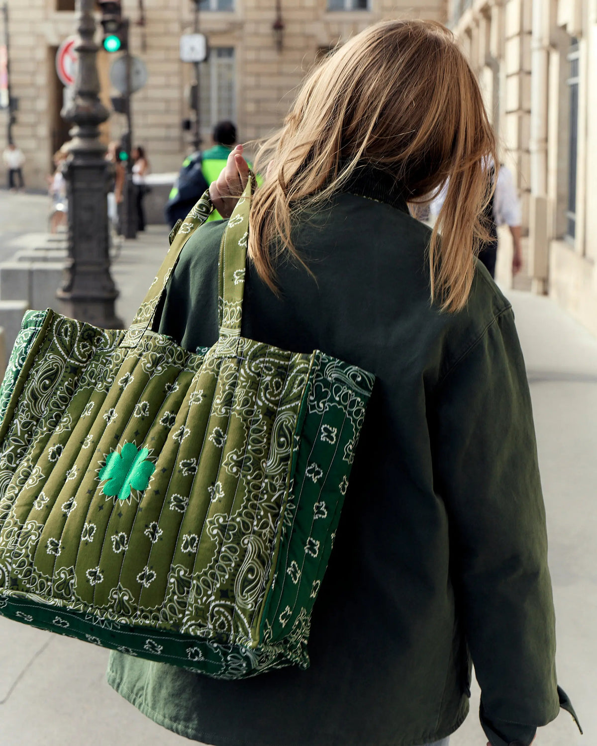 Maxi quilted cabas tote - CLOVER - Bronze / Weekend Green