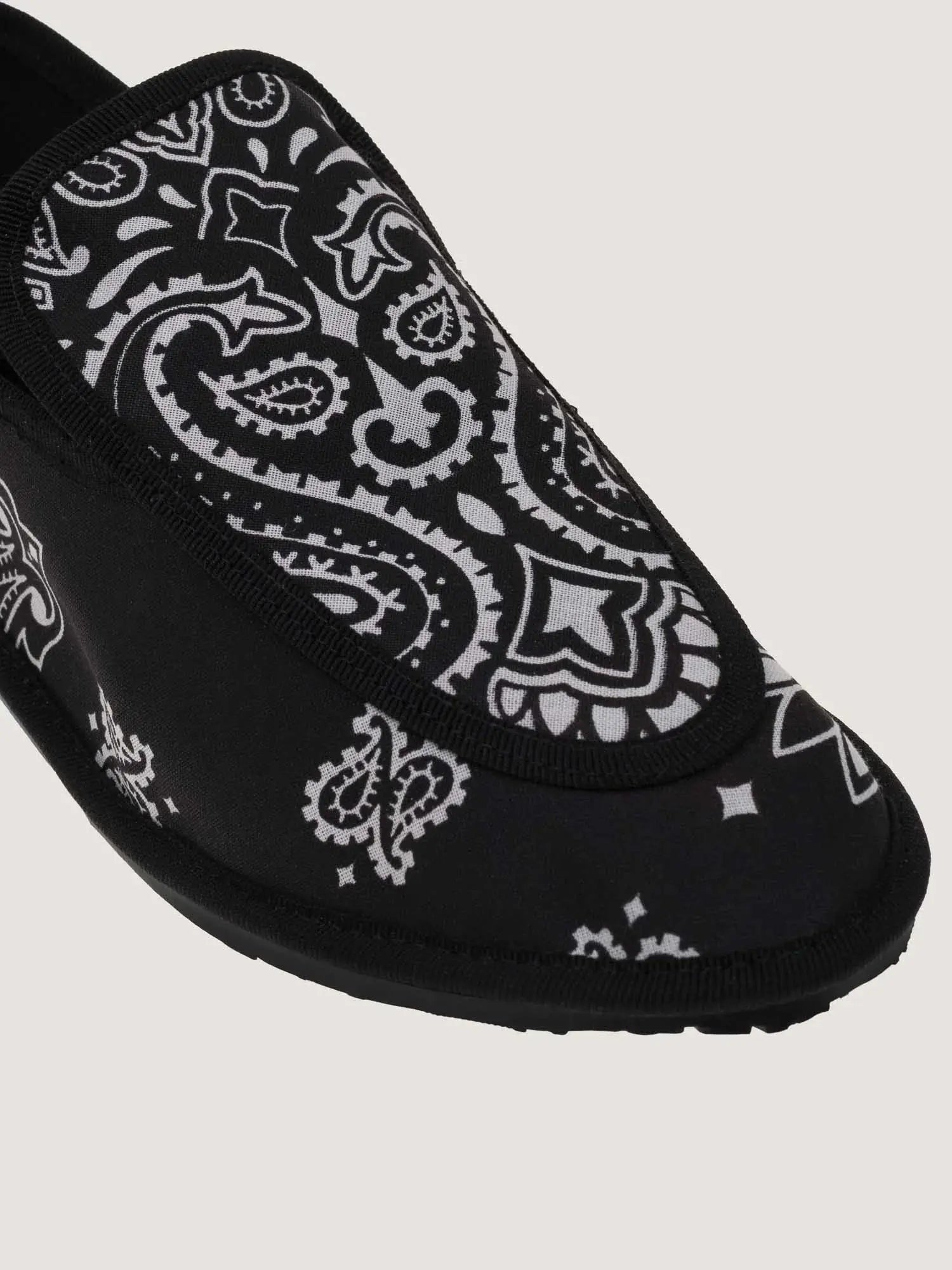 Garda - Black - Homme - Précommande