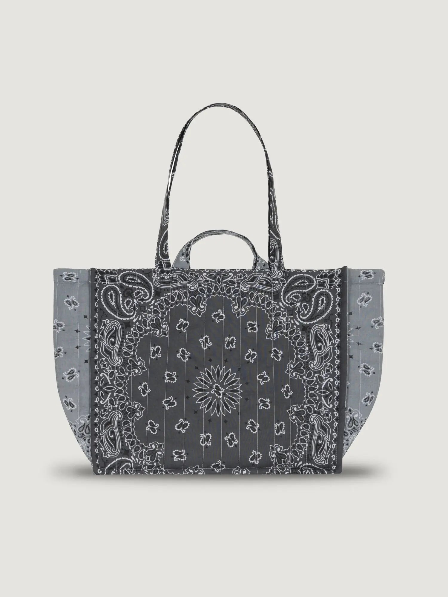 Quilted Medium Cabas Tote - HOLIDAYS - Dark grey / Pale grey