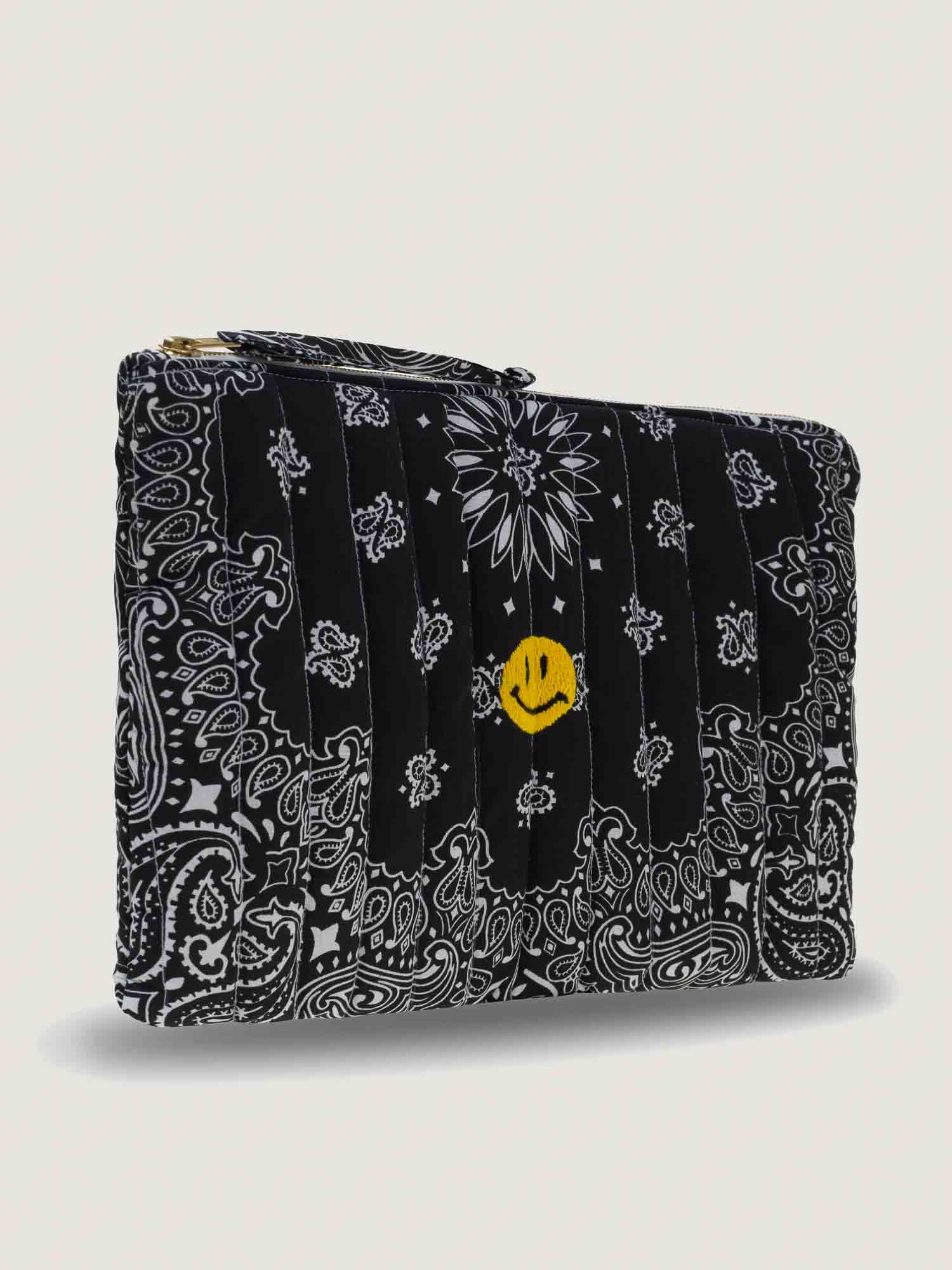 Pochette Matelassée Ordinateur - HAPPY FACE - All Black