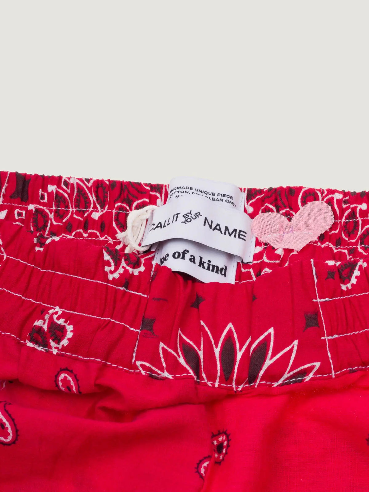 Short - 82 - Shades of Red - M