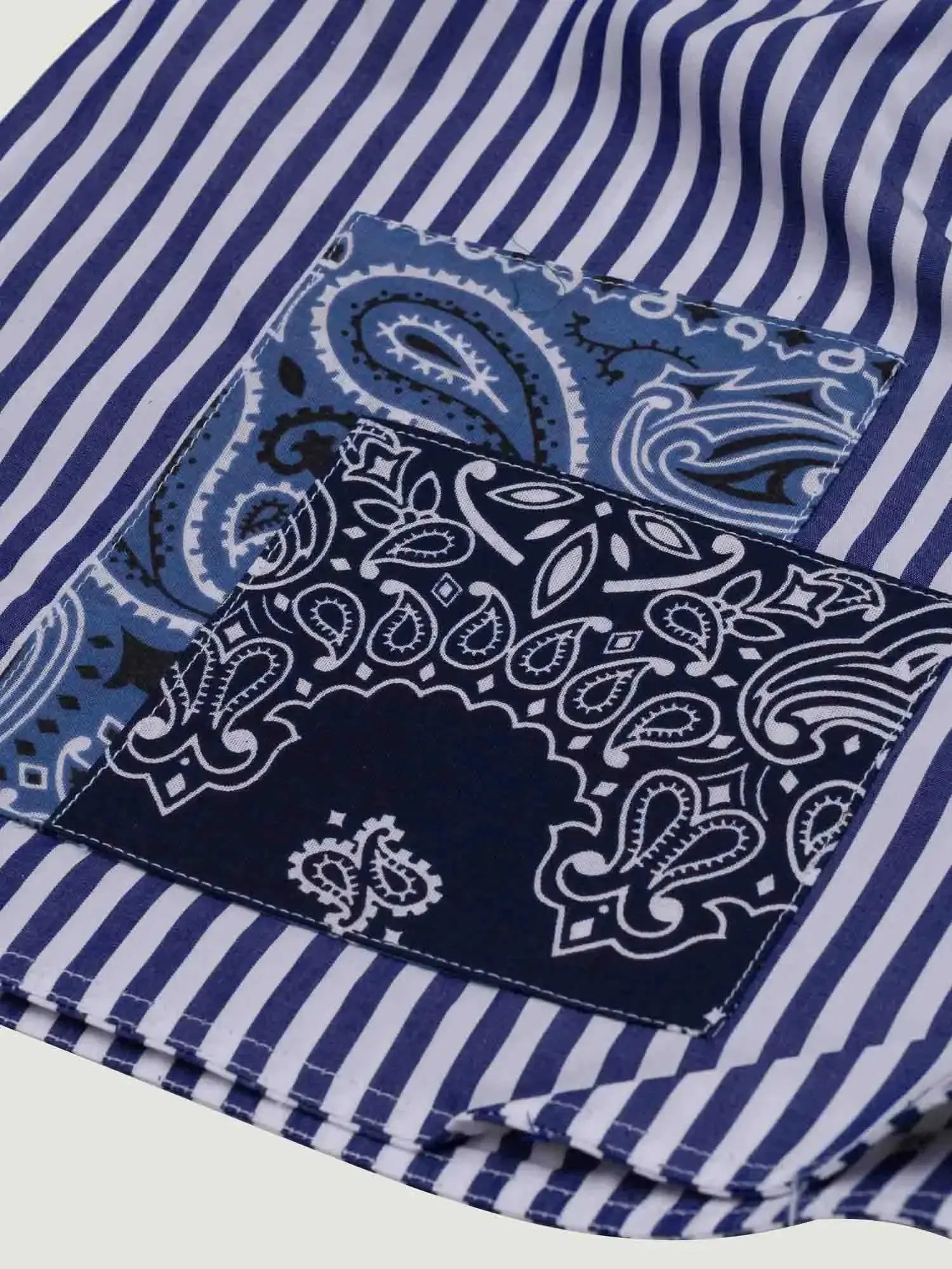 Striped shorts - Navy