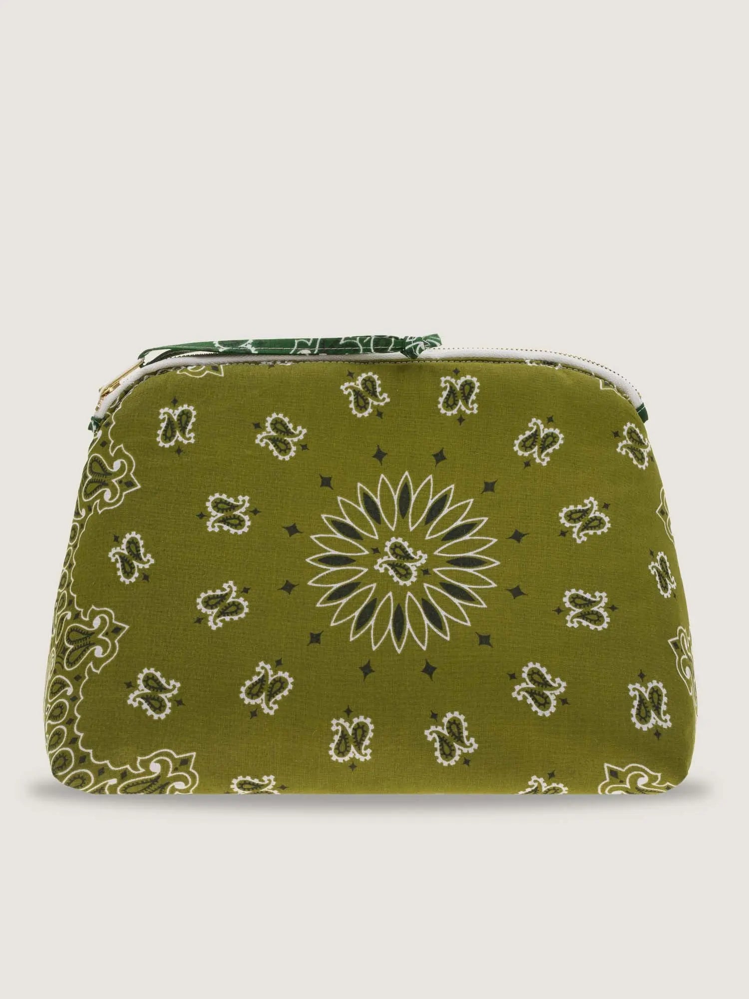 Toiletry bag - Small customized embroidery