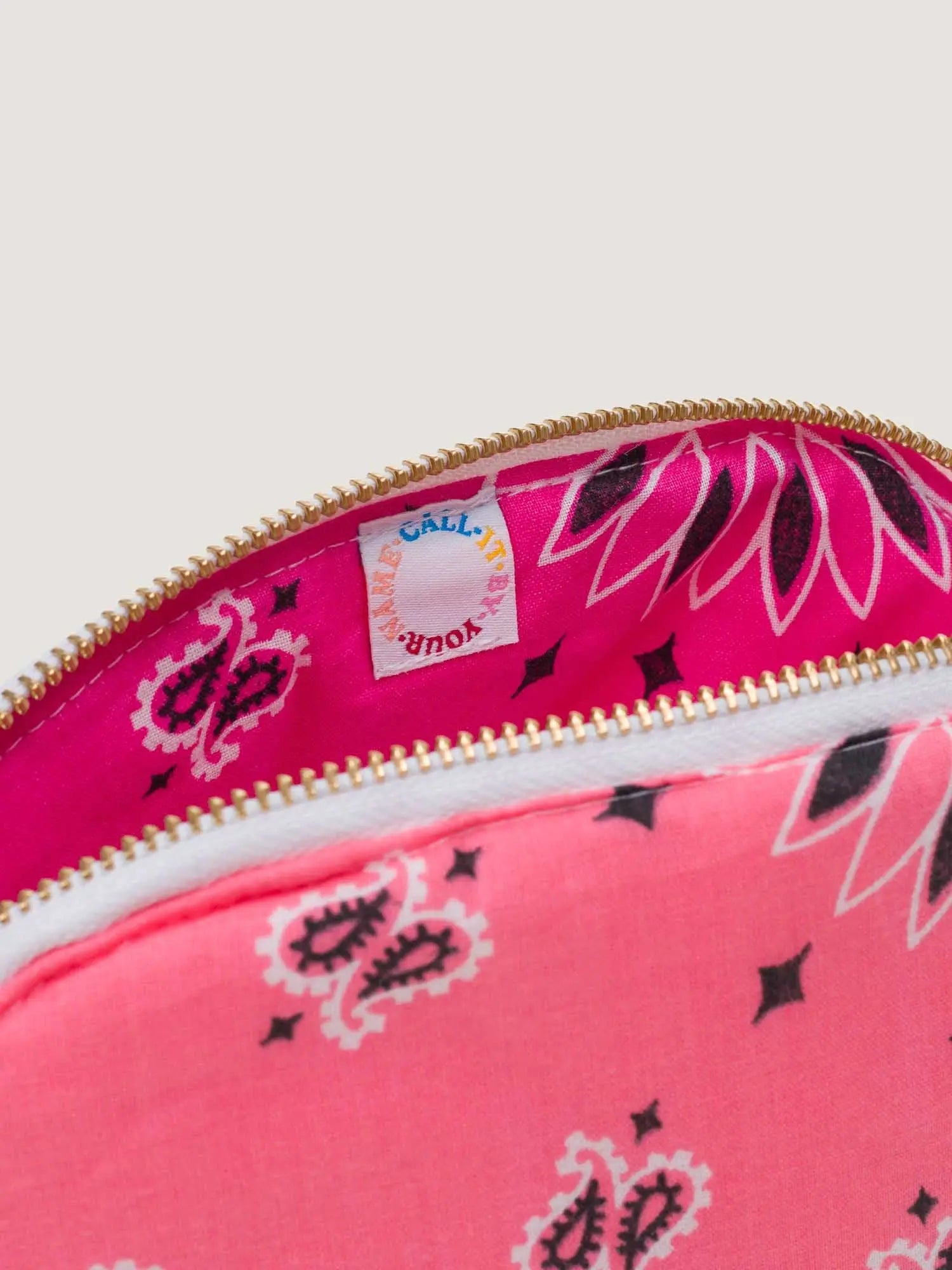 Small Toiletry Bag - HEART - Strawberry Pink / Fuchsia